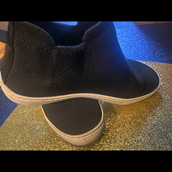 ROTHY'S BLACK HIGH-TOP SLIP-ON Sneakers LUX RARE - Picture 11 of 14